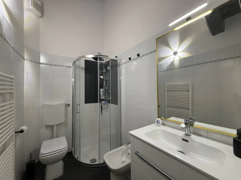 Bagno rinnovato con doccia – Il Poggiolino d'Oro, Arezzo